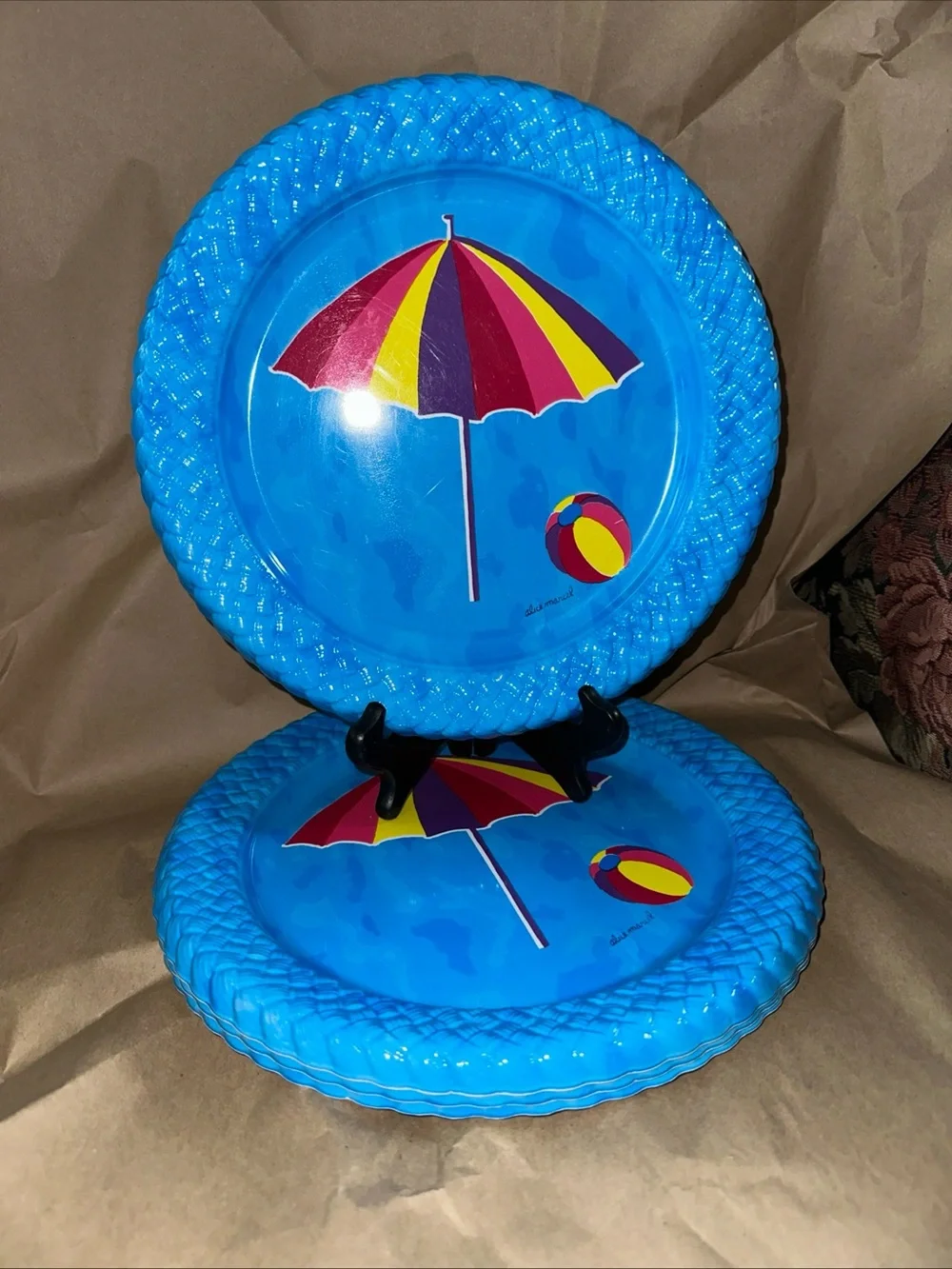 Bright Blue Beach Umbrella beach dinner plastic Plates (Set4) 11”